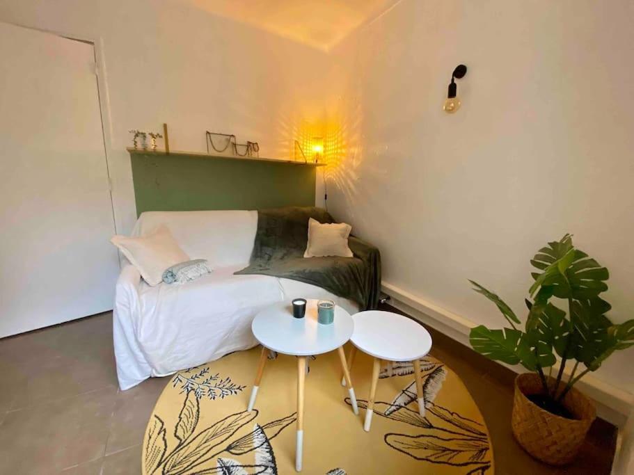 Ferienwohnung Location Studio Avec Loggia Antibes Exterior foto