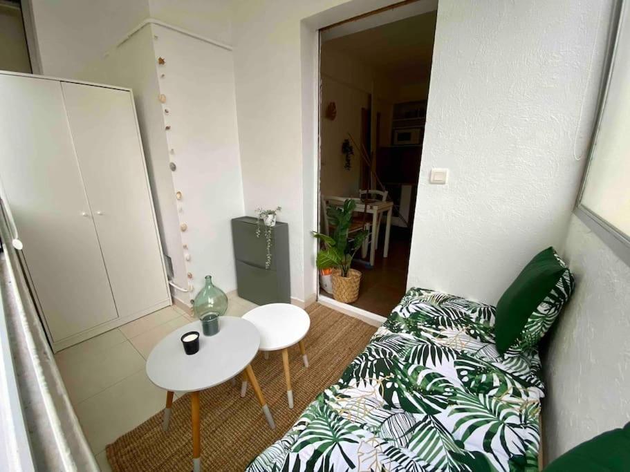 Ferienwohnung Location Studio Avec Loggia Antibes Exterior foto